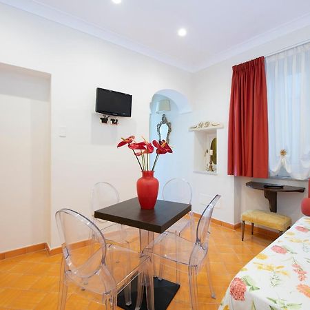 Amalfi Old Square Room & Apartments Εξωτερικό φωτογραφία