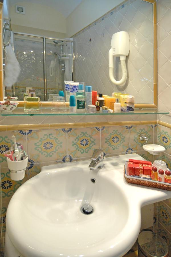 Amalfi Old Square Room & Apartments Εξωτερικό φωτογραφία