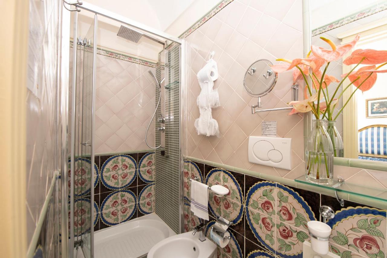 Amalfi Old Square Room & Apartments Εξωτερικό φωτογραφία