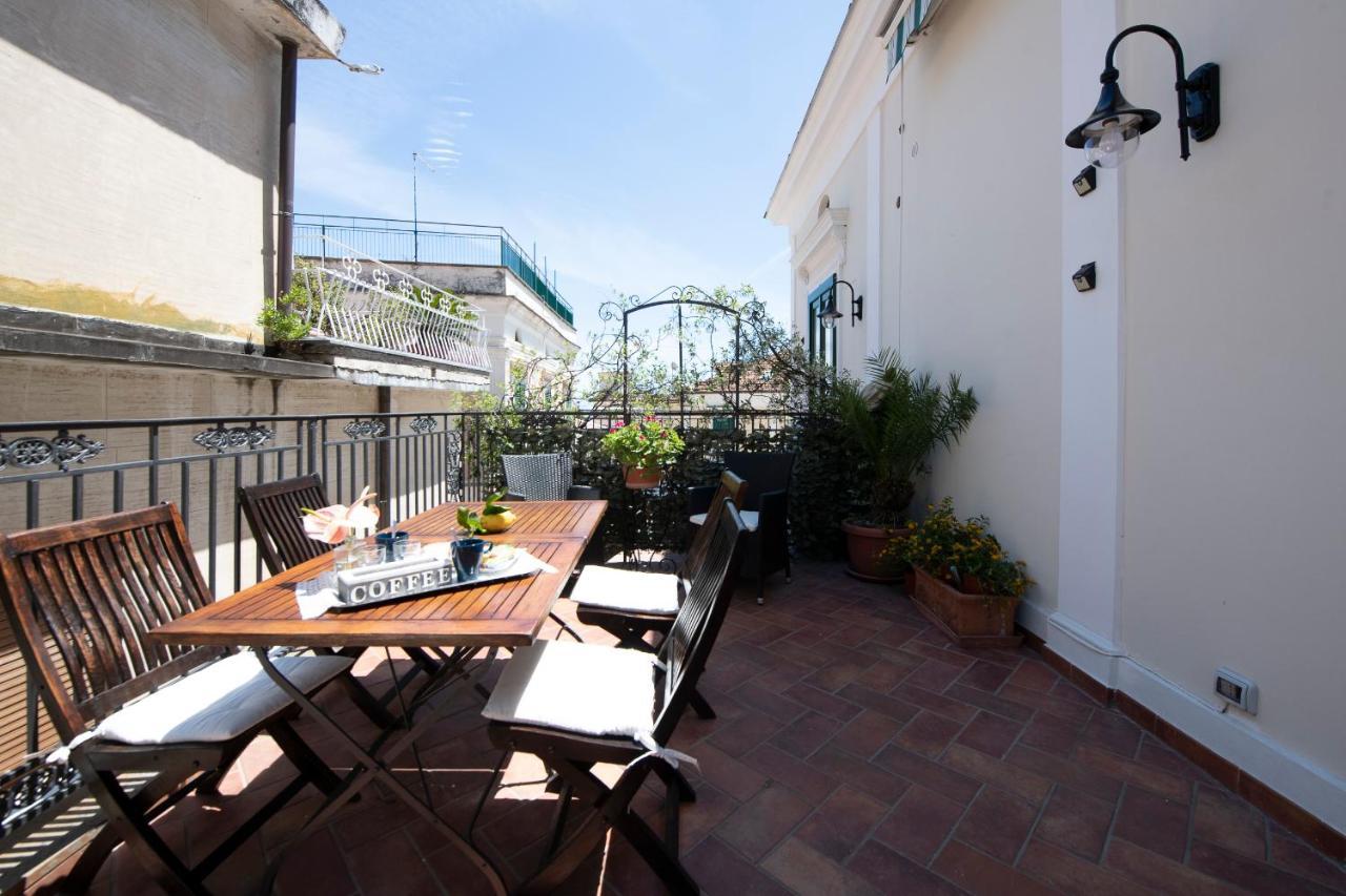 Amalfi Old Square Room & Apartments Εξωτερικό φωτογραφία