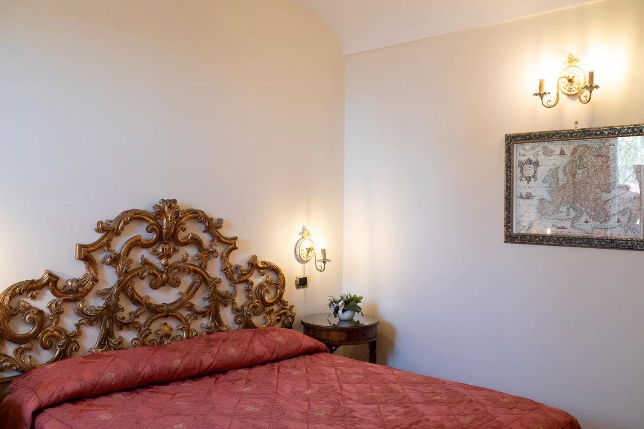 Amalfi Old Square Room & Apartments Εξωτερικό φωτογραφία