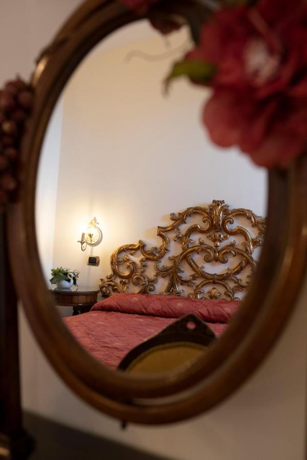 Amalfi Old Square Room & Apartments Εξωτερικό φωτογραφία